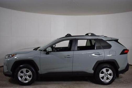 2019 Toyota RAV4 Hybrid XLE