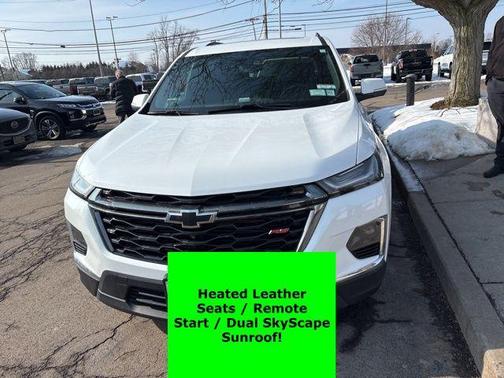 2023 Chevrolet Traverse RS