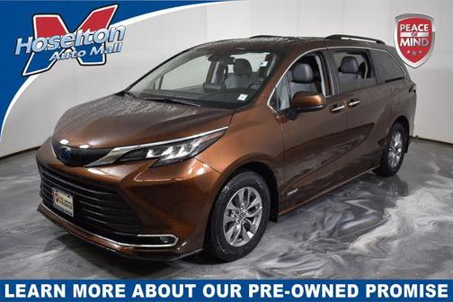 2021 Toyota Sienna XLE 7 Passenger