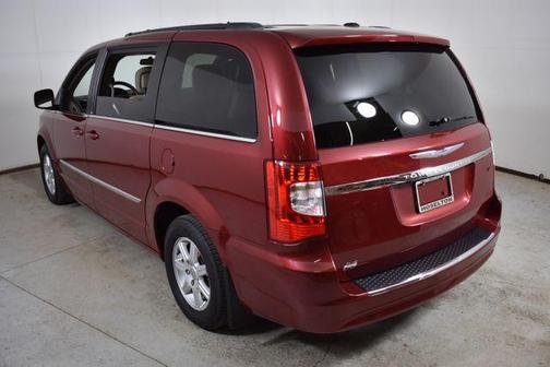 2011 Chrysler Town & Country Touring
