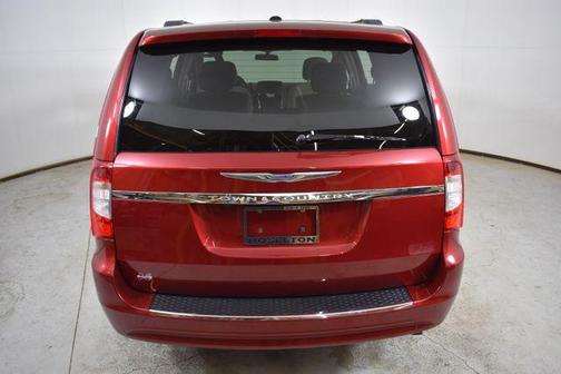 2011 Chrysler Town & Country Touring