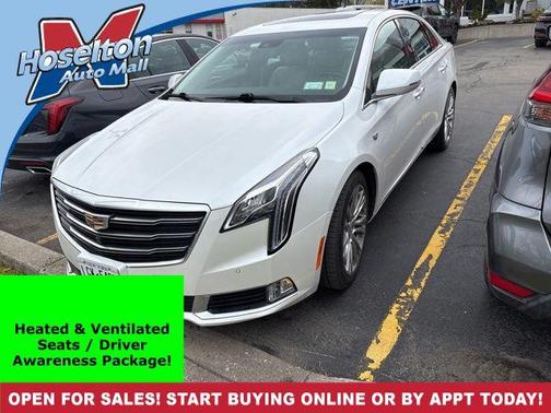 Crystal White Tricoat 2019 Cadillac XTS Luxury