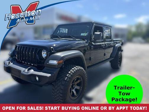 Black Clearcoat 2022 Jeep Gladiator Sport