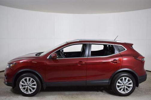 2022 Nissan Rogue Sport SV