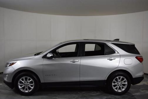 Silver Ice Metallic 2018 Chevrolet Equinox LT