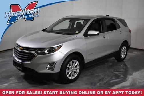 Silver Ice Metallic 2018 Chevrolet Equinox LT