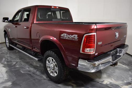 2017 RAM 2500 Laramie Crew Cab 4x4 6'4' Box