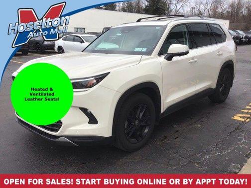 White 2024 Toyota Grand Highlander Platinum