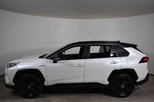 2020 Toyota RAV4 Hybrid SE