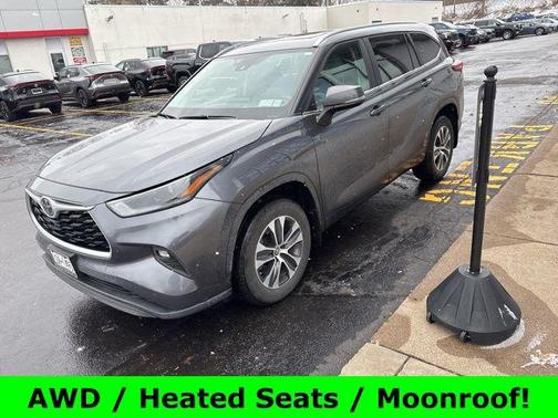 2023 Toyota Highlander XLE