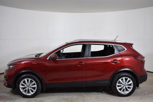 2022 Nissan Rogue Sport SV