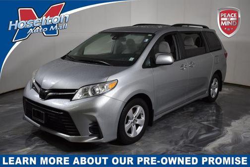 2020 Toyota Sienna LE