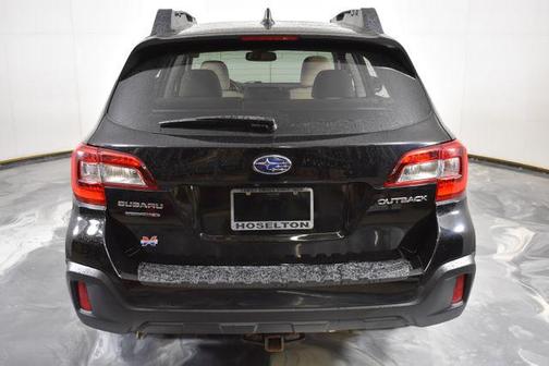 Crystal Black Silica 2018 Subaru Outback 2.5i Limited