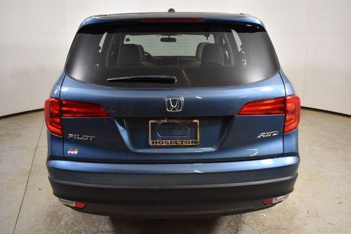 2017 Honda Pilot EX