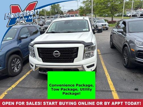 Glacier White 2021 Nissan Titan SV