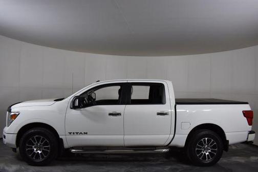 Glacier White 2021 Nissan Titan SV