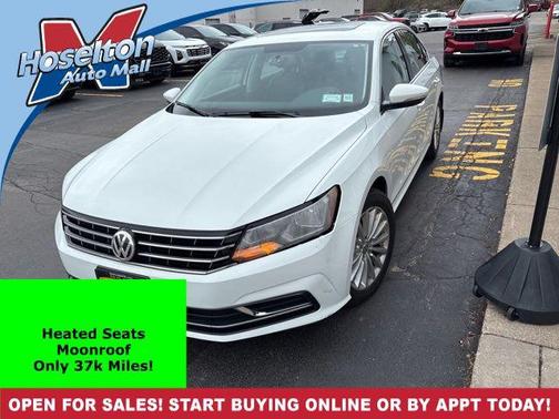 Pure White 2016 Volkswagen Passat 1.8T SE