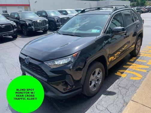 2022 Toyota RAV4 Hybrid LE