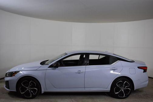 2024 Nissan Altima SR Intelligent AWD