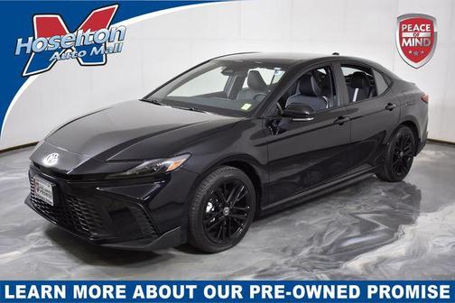 Midnight Black Metallic 2025 Toyota Camry SE
