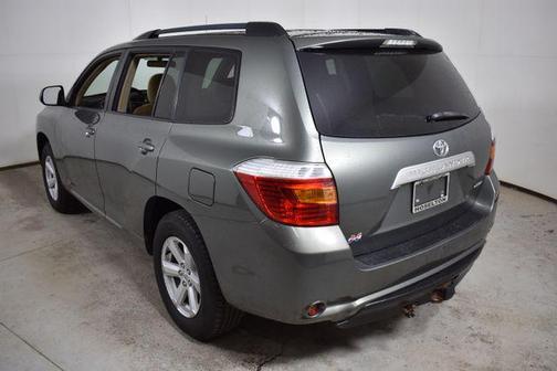 2010 Toyota Highlander SE
