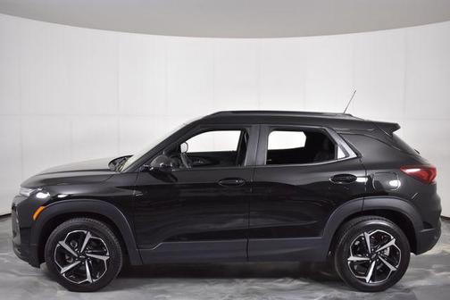 Mosaic Black Metallic 2023 Chevrolet Trailblazer RS