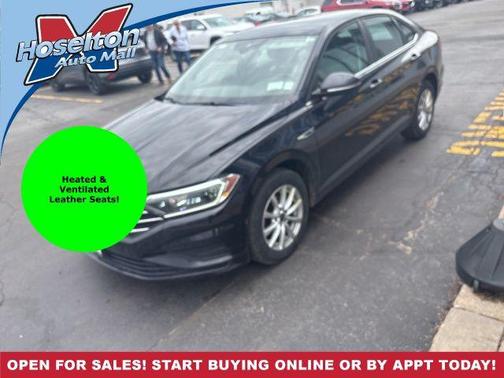 Deep Black Pearl Metallic 2019 Volkswagen Jetta 1.4T SEL Premium