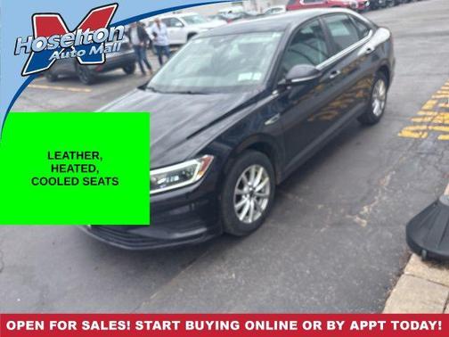 Deep Black Pearl Metallic 2019 Volkswagen Jetta 1.4T SEL Premium