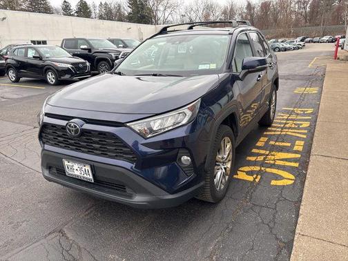 2021 Toyota RAV4 XLE Premium