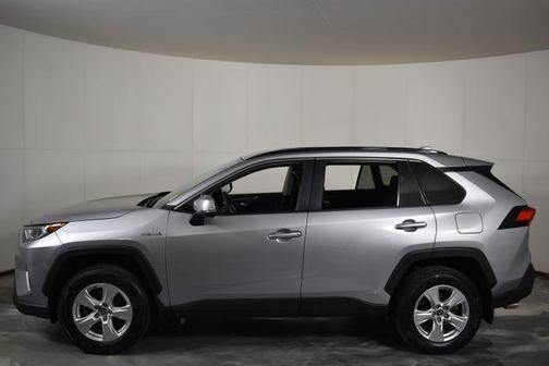 Silver Sky Metallic 2021 Toyota RAV4 Hybrid XLE