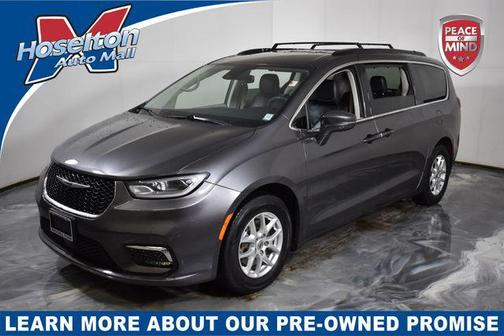 2022 Chrysler Pacifica Touring L