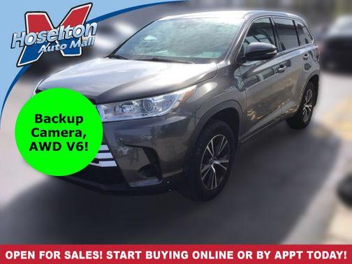 Predawn Gray Mica 2017 Toyota Highlander LE