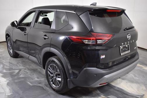 Super Black 2023 Nissan Rogue S