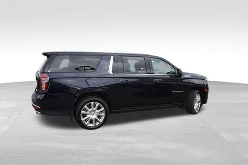 2021 Chevrolet Suburban High Country