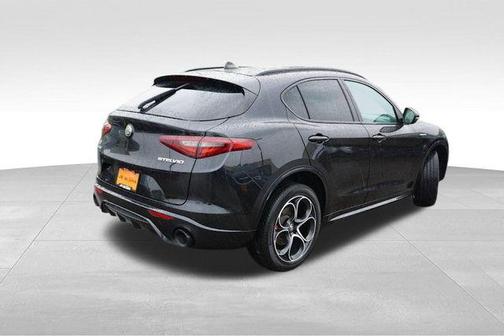 2023 Alfa Romeo Stelvio Veloce