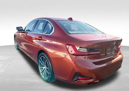 2019 BMW 330 i xDrive