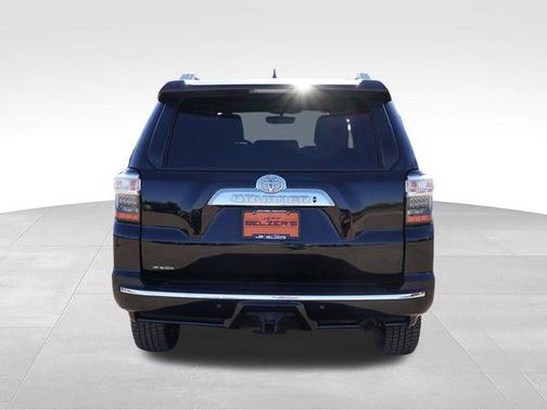 Midnight Black Metallic 2018 Toyota 4Runner Limited
