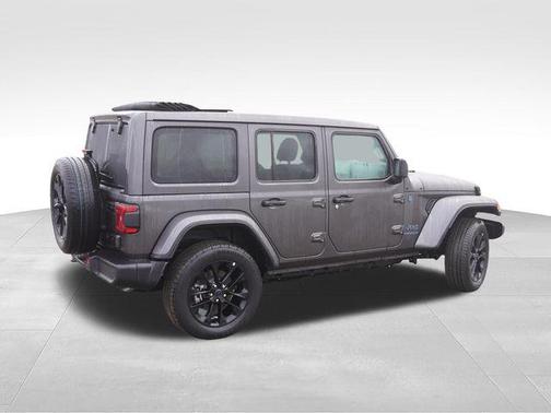 Granite Crystal Clearcoat Metallic 2025 Jeep Wrangler 4xe Sahara