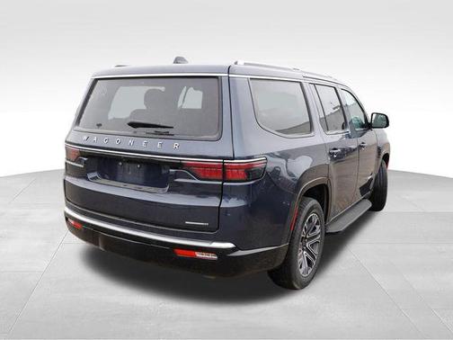 Riverrock Green 2024 Jeep Wagoneer Series II
