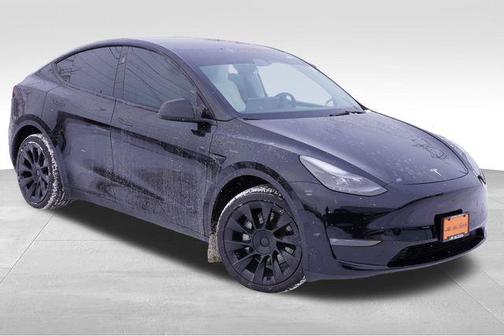 2025 Tesla Model Y Long Range