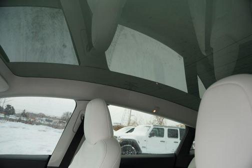 2025 Tesla Model Y Long Range