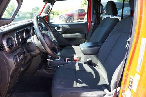 2022 Jeep Gladiator Sport