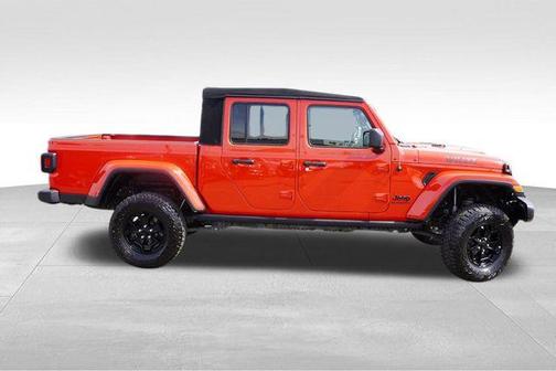 2022 Jeep Gladiator Sport