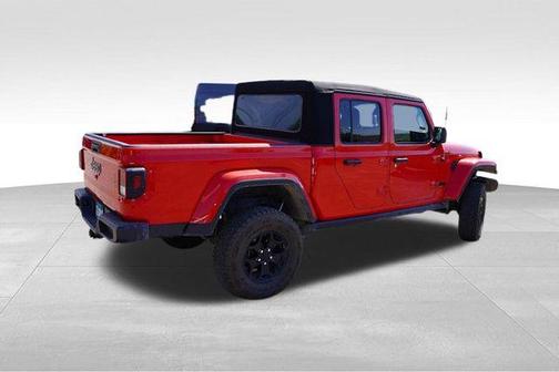 2022 Jeep Gladiator Sport