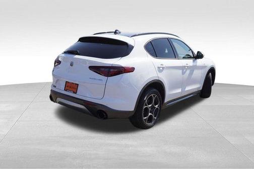 2022 Alfa Romeo Stelvio Ti