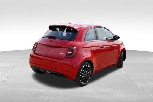 2024 FIAT 500e Beauty