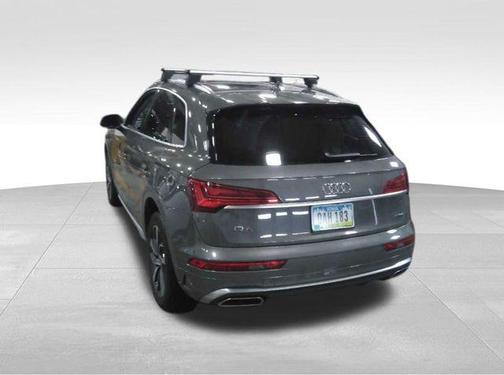 2024 Audi Q5 45 S line quattro Premium