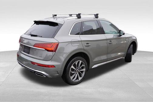 2024 Audi Q5 45 S line quattro Premium