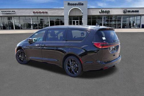2025 Chrysler Pacifica Limited