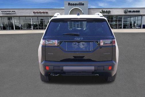 Diamond Black 2026 Jeep Cherokee LAREDO/LIMITED